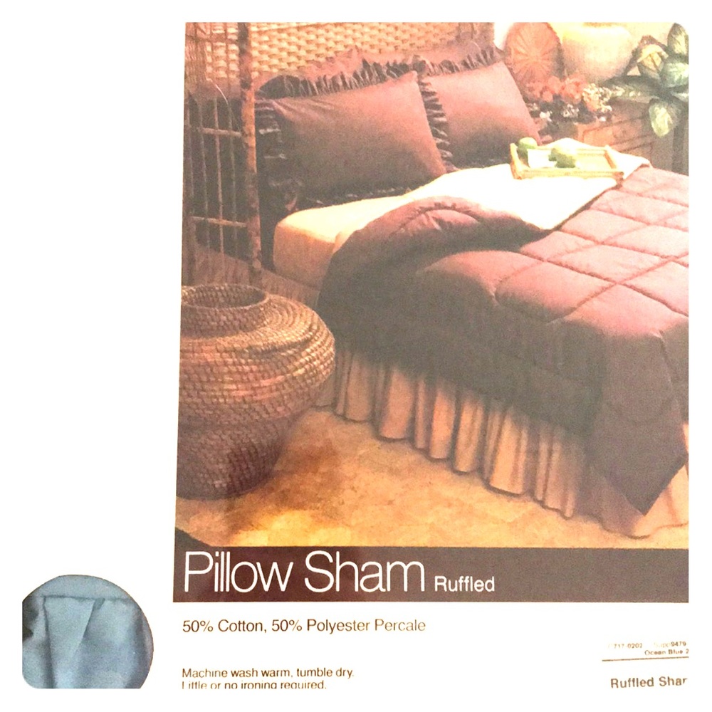 Ruffled pillow case